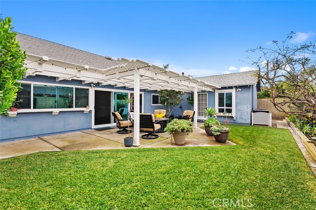 Detail Gallery Image 18 of 25 For 5851 Wellson Dr, Cypress,  CA 90630 - 3 Beds | 3 Baths