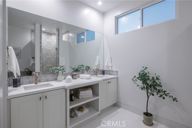 Luxurious Master Bath with Dual Vanities