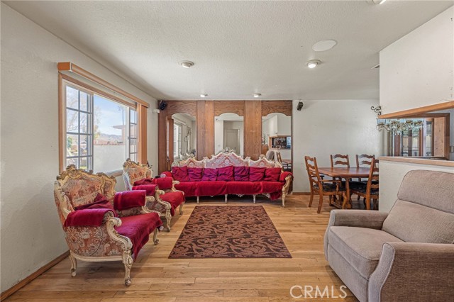 2317 Sycamore Drive photo 5
