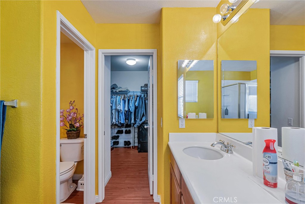 https://media.crmls.org/medias/26aeb0a5-e885-4c75-8c05-cd0a9862a44d.jpg?preset=X-Large