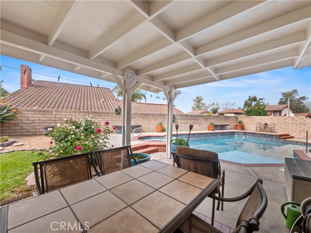 Detail Gallery Image 23 of 32 For 2060 Iron Club, La Verne,  CA 91750 - 3 Beds | 2/1 Baths