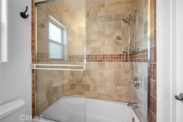 345 W Loraine Street, Glendale CA: https://media.crmls.org/medias/26af333d-5e58-4454-85f2-314ca8ac7787.jpg