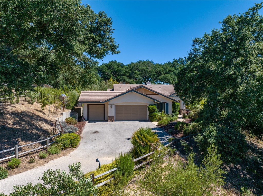 12703 Paso Verde Court, Atascadero, CA 93422