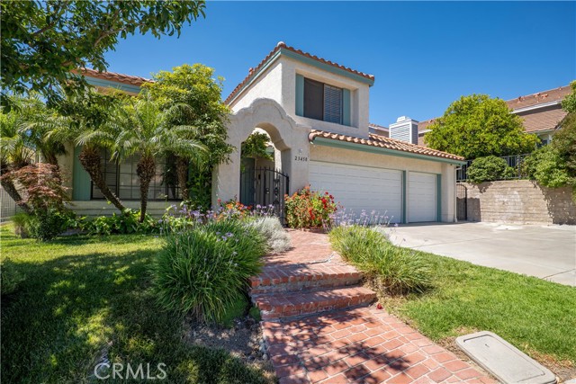 Detail Gallery Image 5 of 75 For 23450 Glenridge Dr, Newhall,  CA 91321 - 6 Beds | 4 Baths