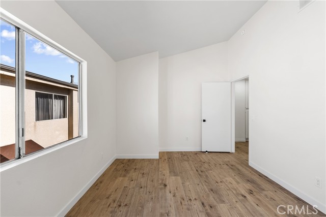 Detail Gallery Image 26 of 58 For 8800 Burnet Ave #15,  North Hills,  CA 91343 - 5 Beds | 3 Baths