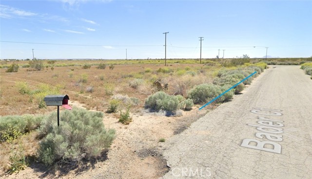 Detail Gallery Image 5 of 11 For 22100 Bader Ct, California City,  CA 93505 - – Beds | – Baths