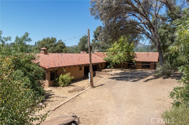 Detail Gallery Image 4 of 65 For 3981 Snow Creek Rd, Mariposa,  CA 95338 - 3 Beds | 2 Baths