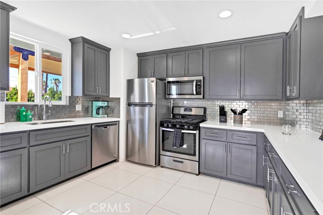 Detail Gallery Image 15 of 42 For 2144 E Rogers, Palm Springs,  CA 92262 - 4 Beds | 2 Baths