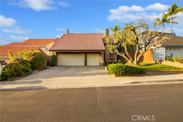 22275 Chestnut Ln, Lake Forest, CA 92630