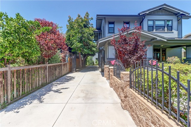 Detail Gallery Image 72 of 73 For 223 N. St. Andrews, Los Angeles,  CA 90004 - 7 Beds | 6/1 Baths