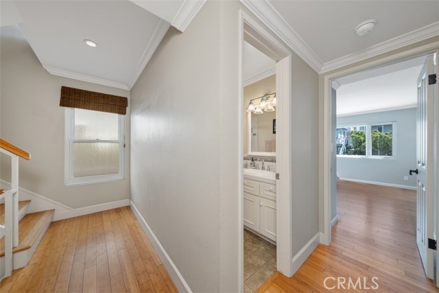 Detail Gallery Image 21 of 44 For 125 38th St, Manhattan Beach,  CA 90266 - 3 Beds | 3 Baths