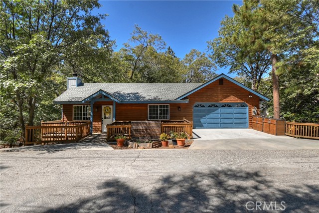 1348 Manzanita Way, Lake Arrowhead CA: https://media.crmls.org/medias/26b60807-30d3-45d7-af1f-9200b98d1152.jpg