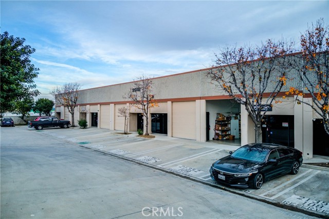 21352 Nordhoff Street, Chatsworth (los Angeles), California 91311, ,Commercial Sale,For Sale,21352 Nordhoff Street,CRSR24012963