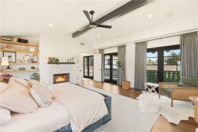 1756 10th, Manhattan Beach, California 90266, 5 Bedrooms Bedrooms, ,5 BathroomsBathrooms,Residential,For Sale,10th,SB26083535