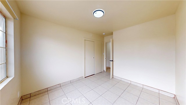 16631 Joshua Street, Victorville CA: https://media.crmls.org/medias/26b80ab2-a6b7-4930-afb0-7a36f2879bf0.jpg