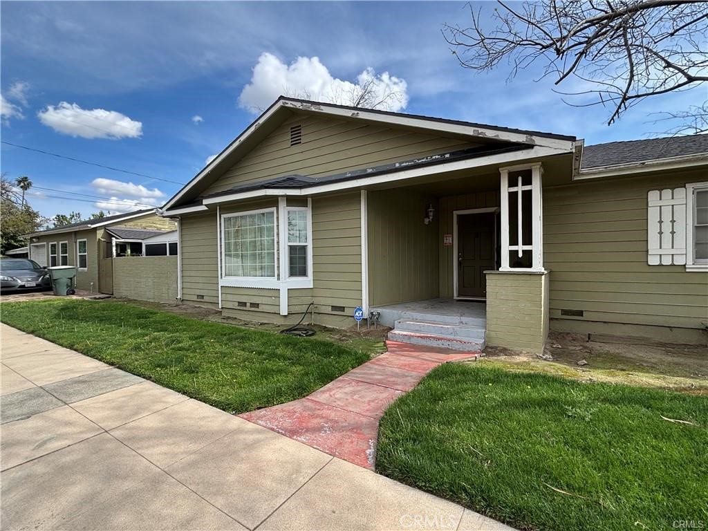 3297 N pershing Avenue #2