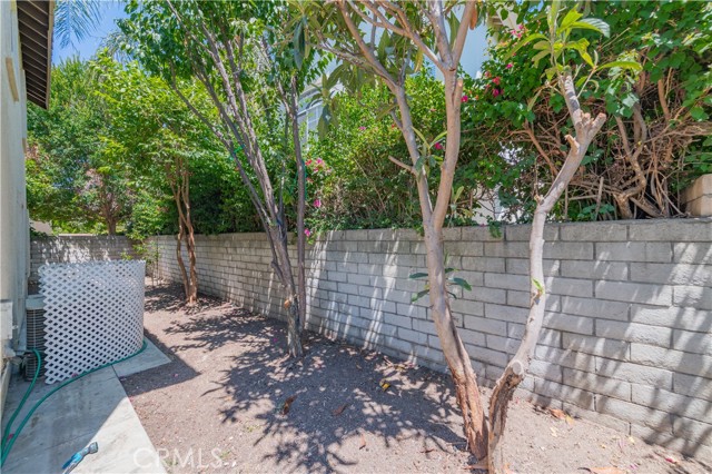 Detail Gallery Image 27 of 28 For 325 E Duarte Rd #C,  Arcadia,  CA 91006 - 3 Beds | 2/1 Baths
