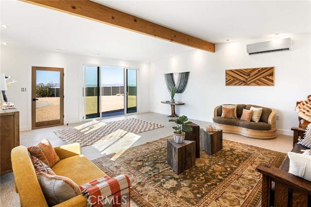 70315 Indian Trail, 29 Palms CA: https://media.crmls.org/medias/26b8bff9-a9be-4c4c-8b43-e7f5cef8dfbf.jpg
