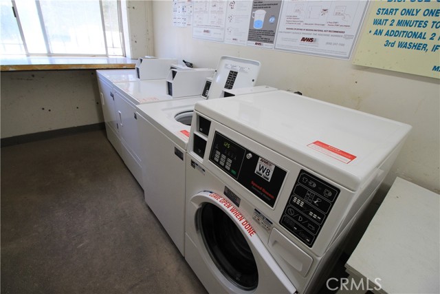 1115 S Elm Drive, Los Angeles CA: https://media.crmls.org/medias/26b911d3-1818-40e0-891f-828f888b9f09.jpg