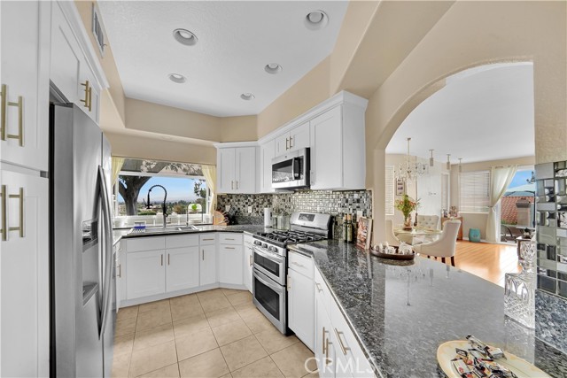 Detail Gallery Image 8 of 32 For 17 via Bacchus, Aliso Viejo,  CA 92656 - 2 Beds | 2 Baths