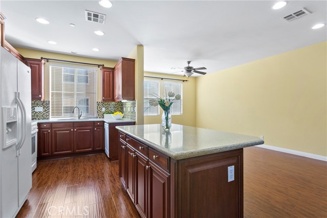 Detail Gallery Image 8 of 30 For 8509 E Kendra Loop, Orange,  CA 92867 - 3 Beds | 2/1 Baths