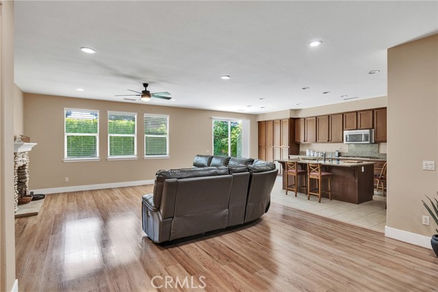14277 Florence Street, Eastvale CA: https://media.crmls.org/medias/26bacb72-bb99-4d19-99e6-f8026df18354.jpg