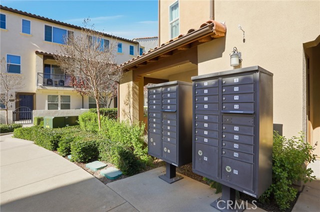 Detail Gallery Image 33 of 34 For 811 N Dalton Ave #105,  Azusa,  CA 91702 - 4 Beds | 3/1 Baths
