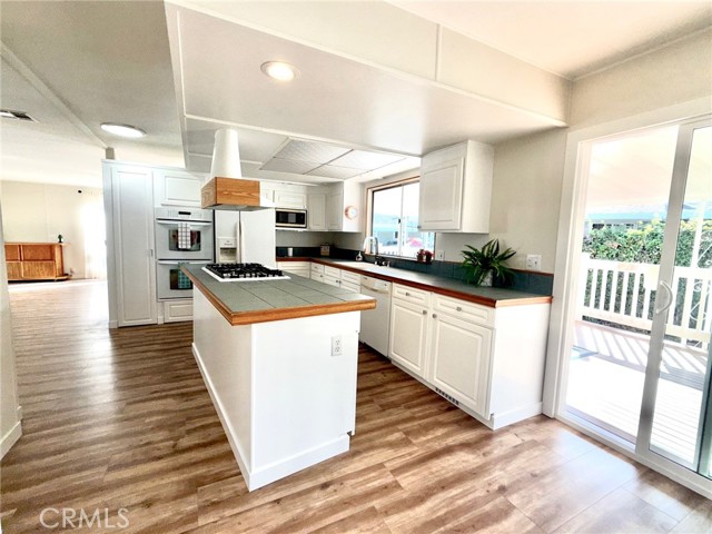 MLS #OC25236351 image #36