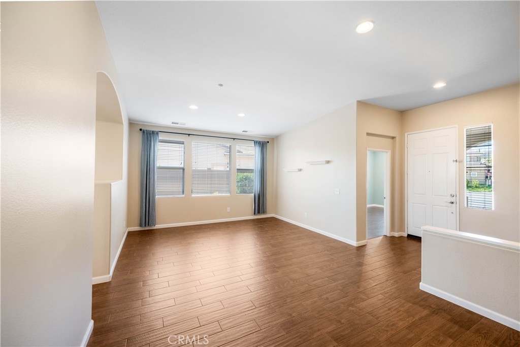 MLS #OC25165991 image #13