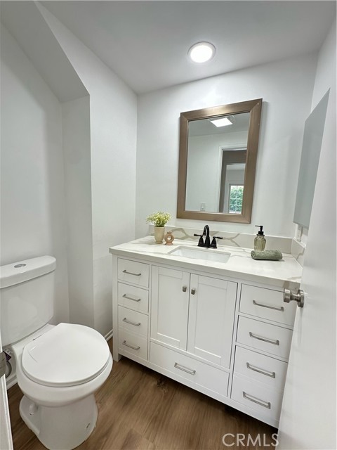 Detail Gallery Image 38 of 42 For 8006 Keokuk Ave, Winnetka,  CA 91306 - 4 Beds | 2/1 Baths