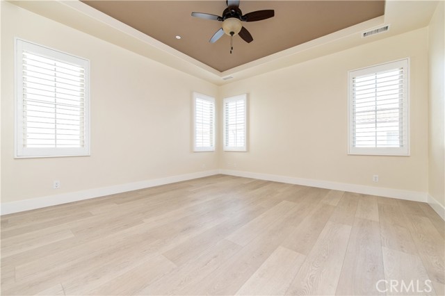 85 Birmingham, Irvine CA: https://media.crmls.org/medias/26bdd7c6-f734-474f-b4d7-c9d0c0d730c3.jpg