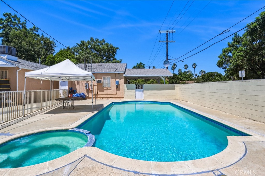 SingleFamilyResidence at 5654 Stansbury