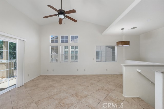 Detail Gallery Image 8 of 40 For 93 Kansas #202,  Redlands,  CA 92373 - 2 Beds | 2 Baths