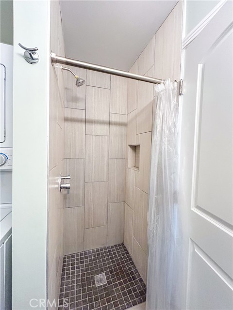 Detail Gallery Image 16 of 20 For 5830 Benner St #208,  Los Angeles,  CA 90042 - 2 Beds | 2 Baths