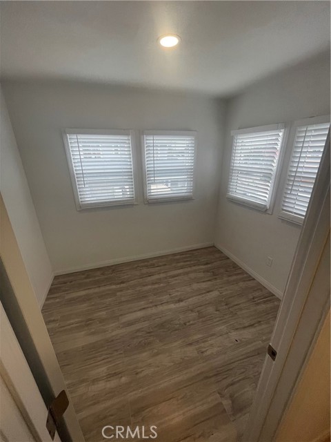 Detail Gallery Image 4 of 15 For 310 E 81st, Los Angeles,  CA 90003 - 1 Beds | 1 Baths