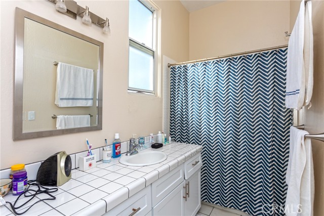 26c00c9d 84e8 4d87 A377 79a78e9d6bf1