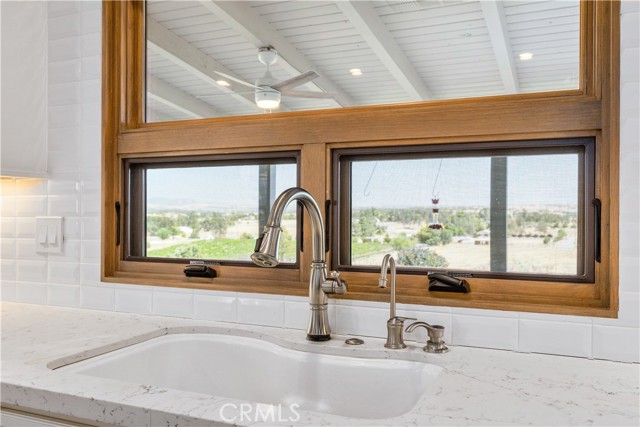 2885 Summer Ranch Road, Paso Robles CA: https://media.crmls.org/medias/26c0f5f7-c27a-4b77-a215-878c62319564.jpg