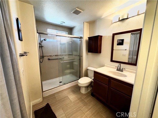 Detail Gallery Image 11 of 16 For 1561 Ledgestone Ln, Pomona,  CA 91767 - 2 Beds | 3 Baths