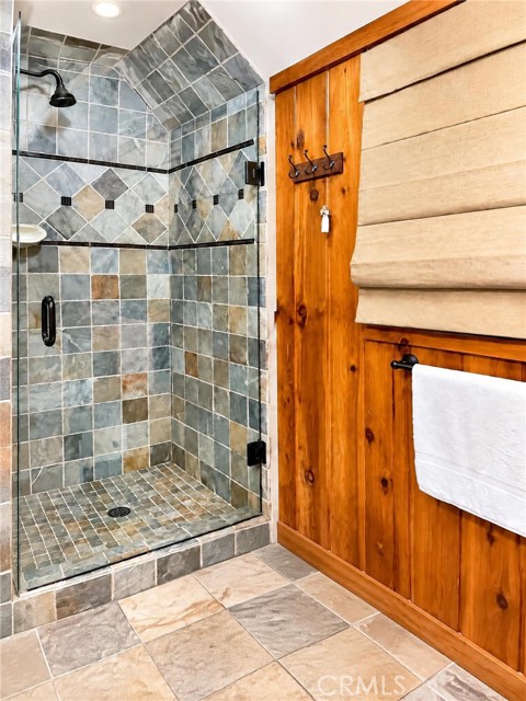 27877 Holly, Lake Arrowhead, CA 92352