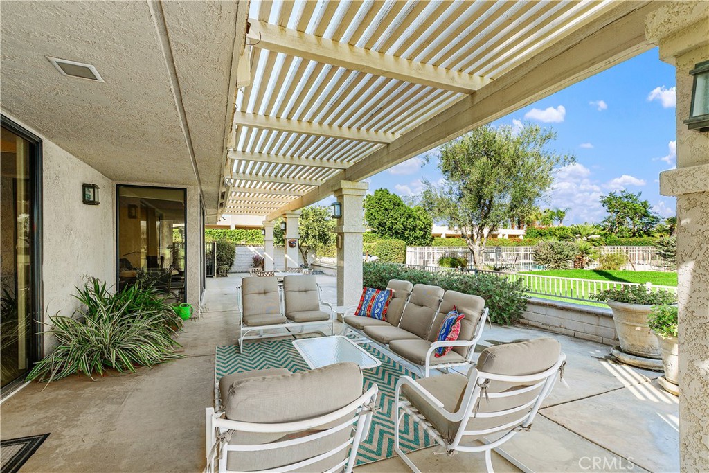 MLS #OC25252368 image #20