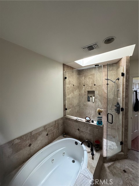 5913 Loomis Street, Lakewood CA: https://media.crmls.org/medias/26c38a21-4ec7-4e47-891b-e8490c434197.jpg