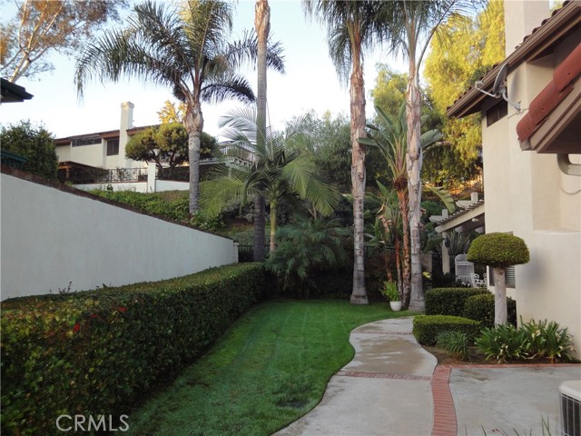 Detail Gallery Image 3 of 14 For 1925 Paseo La Paz, Pomona,  CA 91768 - 4 Beds | 3 Baths