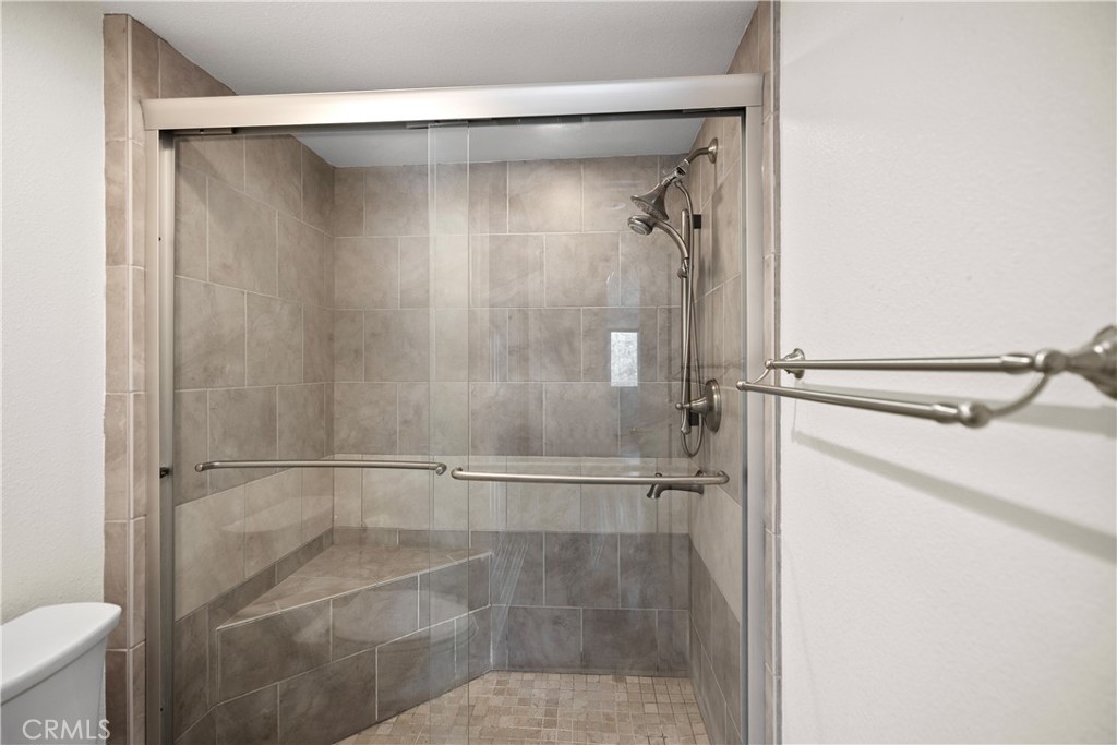 26c59f3e Fa19 4a0e 8b92 4bb33bee061a