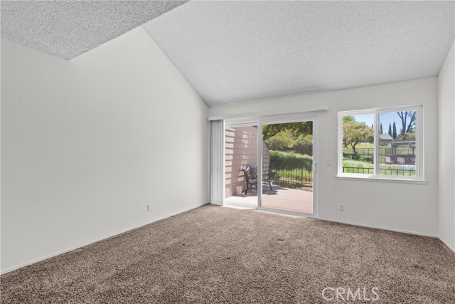 Detail Gallery Image 14 of 24 For 1462 Oakridge Park Rd, Santa Maria,  CA 93455 - 2 Beds | 2 Baths