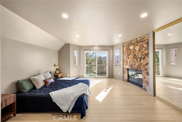 Detail Gallery Image 22 of 44 For 1113 N Grass Valley, Lake Arrowhead,  CA 92352 - 4 Beds | 2 Baths