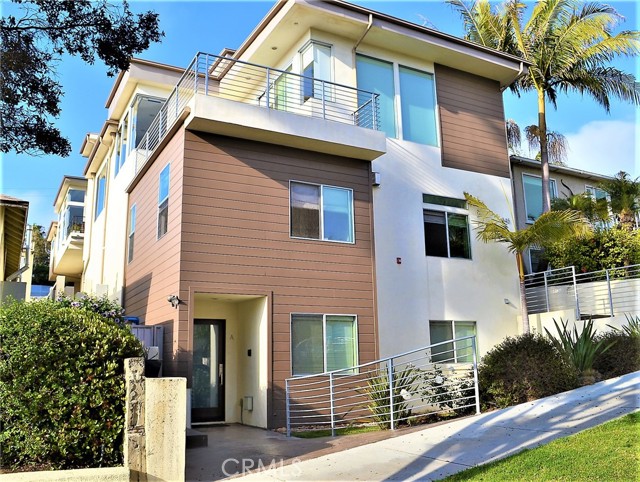 545 Avenue B A, Redondo Beach, California 90277, 4 Bedrooms Bedrooms, ,3 BathroomsBathrooms,For Rent,Avenue B,PV22103598