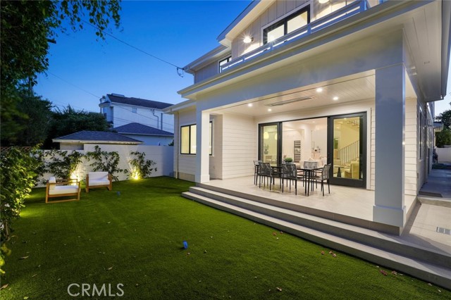 2904 Palm Avenue, Manhattan Beach CA: https://media.crmls.org/medias/26c738be-302f-4b20-bcf7-93a8c232bd6e.jpg