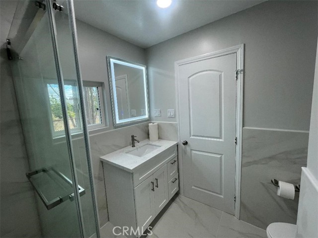 Detail Gallery Image 14 of 38 For 20100 Needles St, Chatsworth,  CA 91311 - 3 Beds | 2 Baths