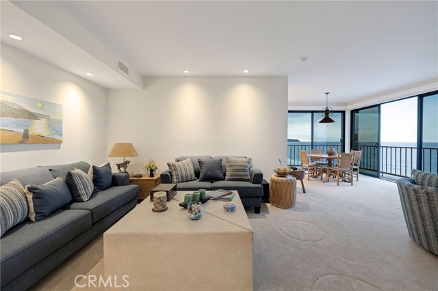 Detail Gallery Image 36 of 60 For 727 Esplanade #302,  Redondo Beach,  CA 90277 - 2 Beds | 2 Baths