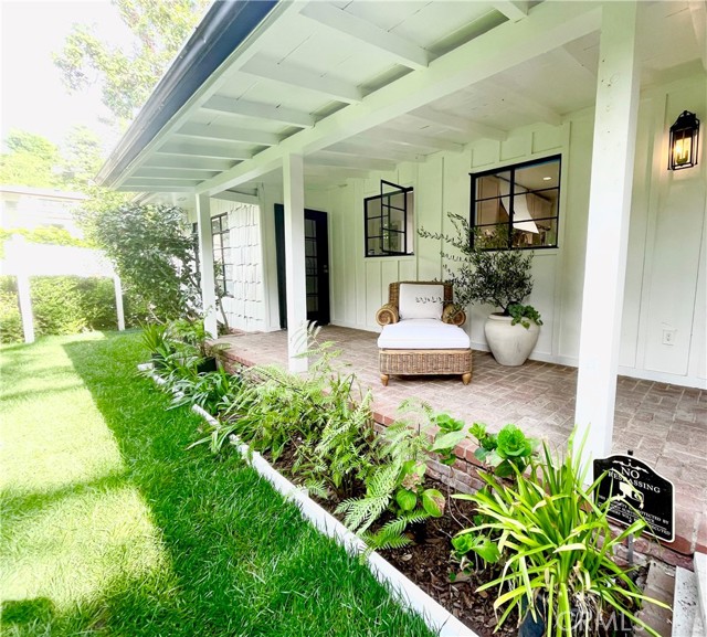 Front Image Thumbnail for CRSR26088434